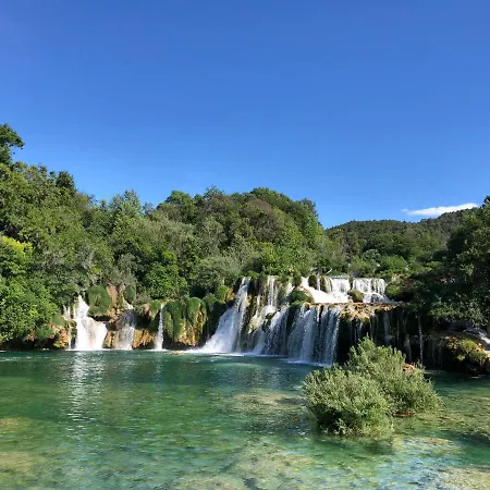 Ecobeachvilla Buqez 9 *