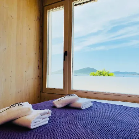 Ecobeachvilla Buqez 9 Villa Pakostane
