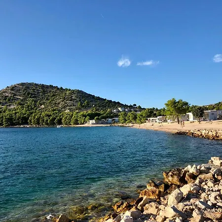 Ecobeachvilla Buqez 9 *