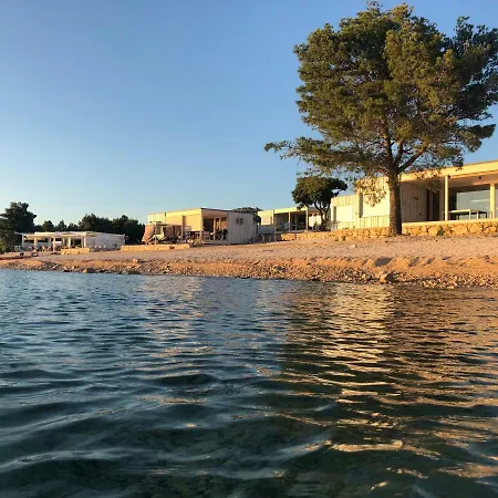 Ecobeachvilla Buqez 9 *